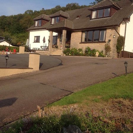 Ronaldsvoe Bed And Breakfast Fort William Bagian luar foto