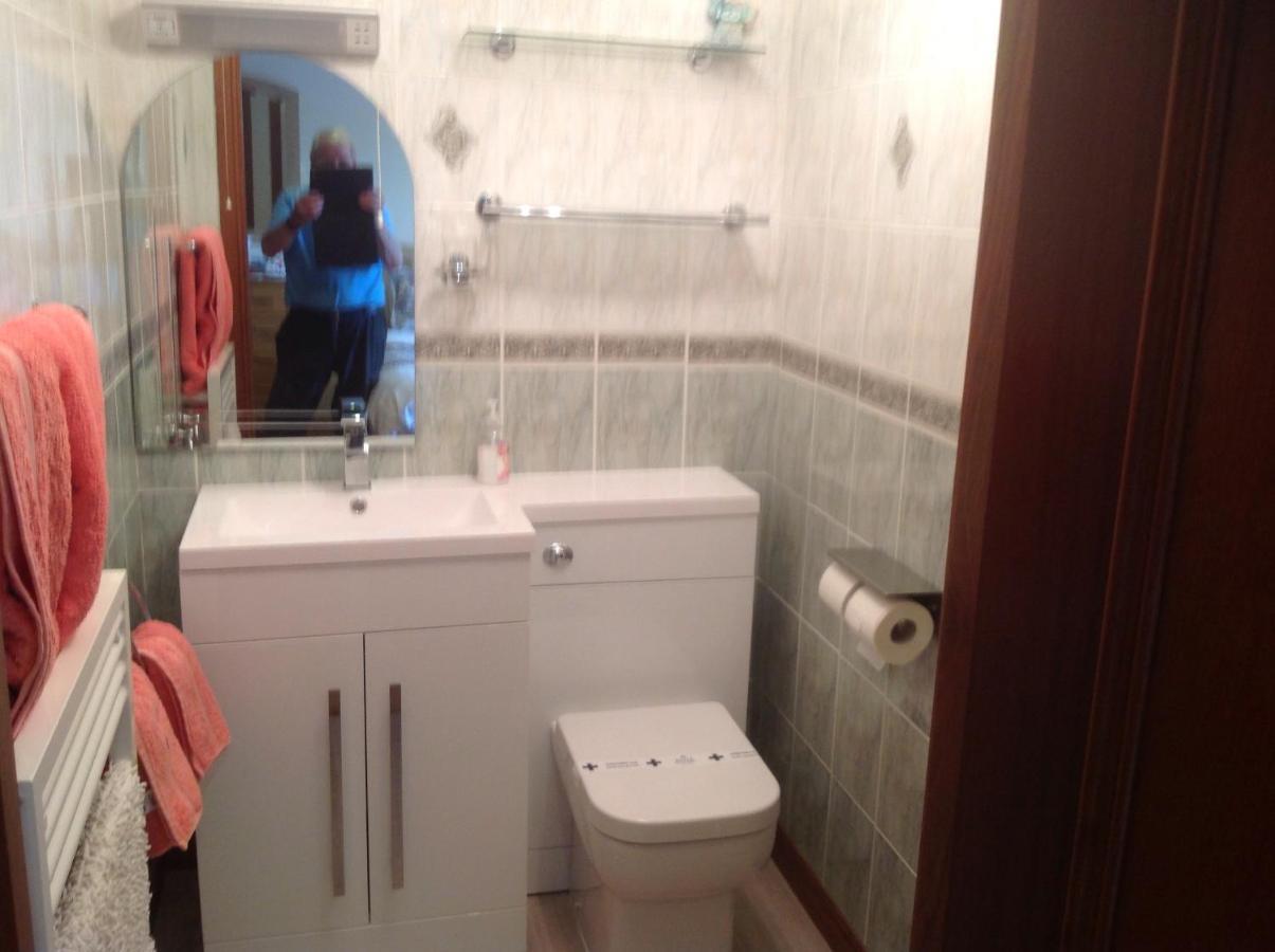 Ronaldsvoe Bed And Breakfast Fort William Bagian luar foto