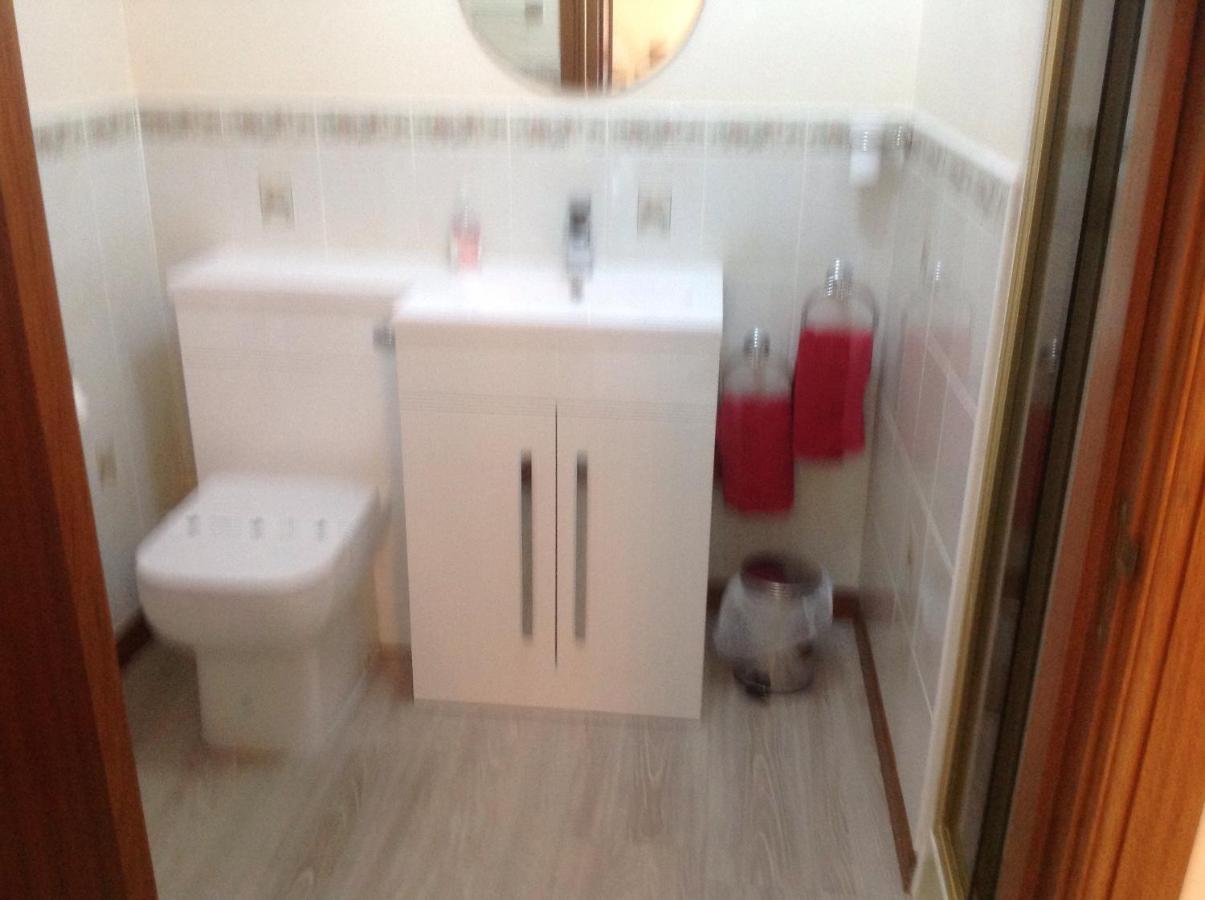 Ronaldsvoe Bed And Breakfast Fort William Bagian luar foto