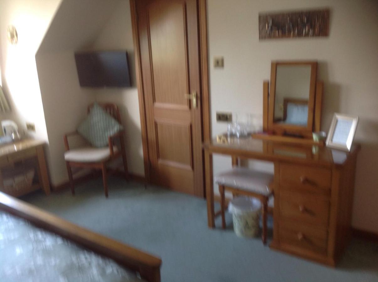 Ronaldsvoe Bed And Breakfast Fort William Bagian luar foto