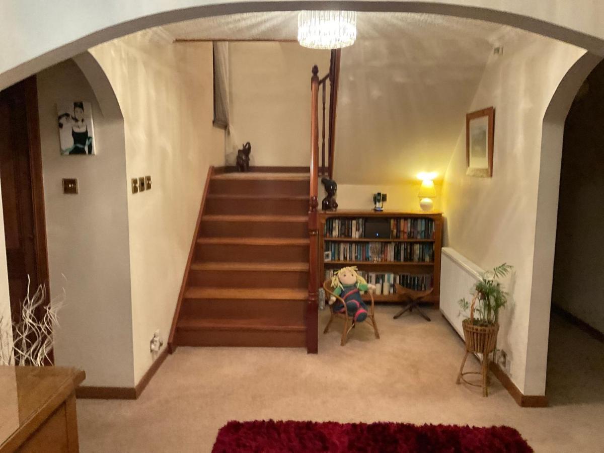 Ronaldsvoe Bed And Breakfast Fort William Bagian luar foto