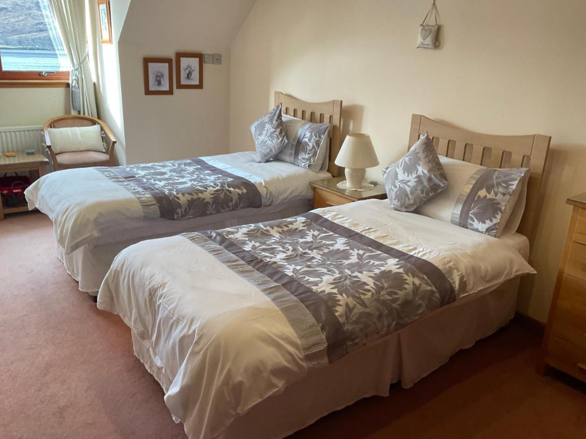 Ronaldsvoe Bed And Breakfast Fort William Bagian luar foto