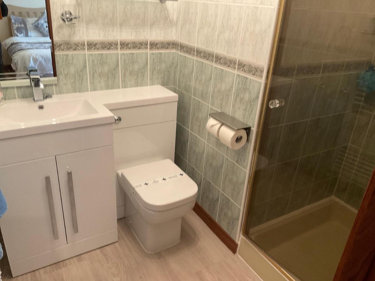 Ronaldsvoe Bed And Breakfast Fort William Bagian luar foto
